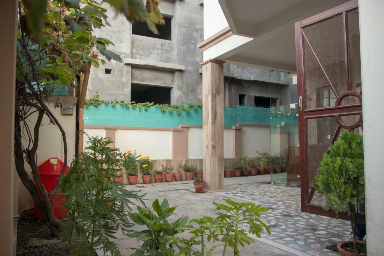 Hostmandu B&B Lalitpur Exterior photo